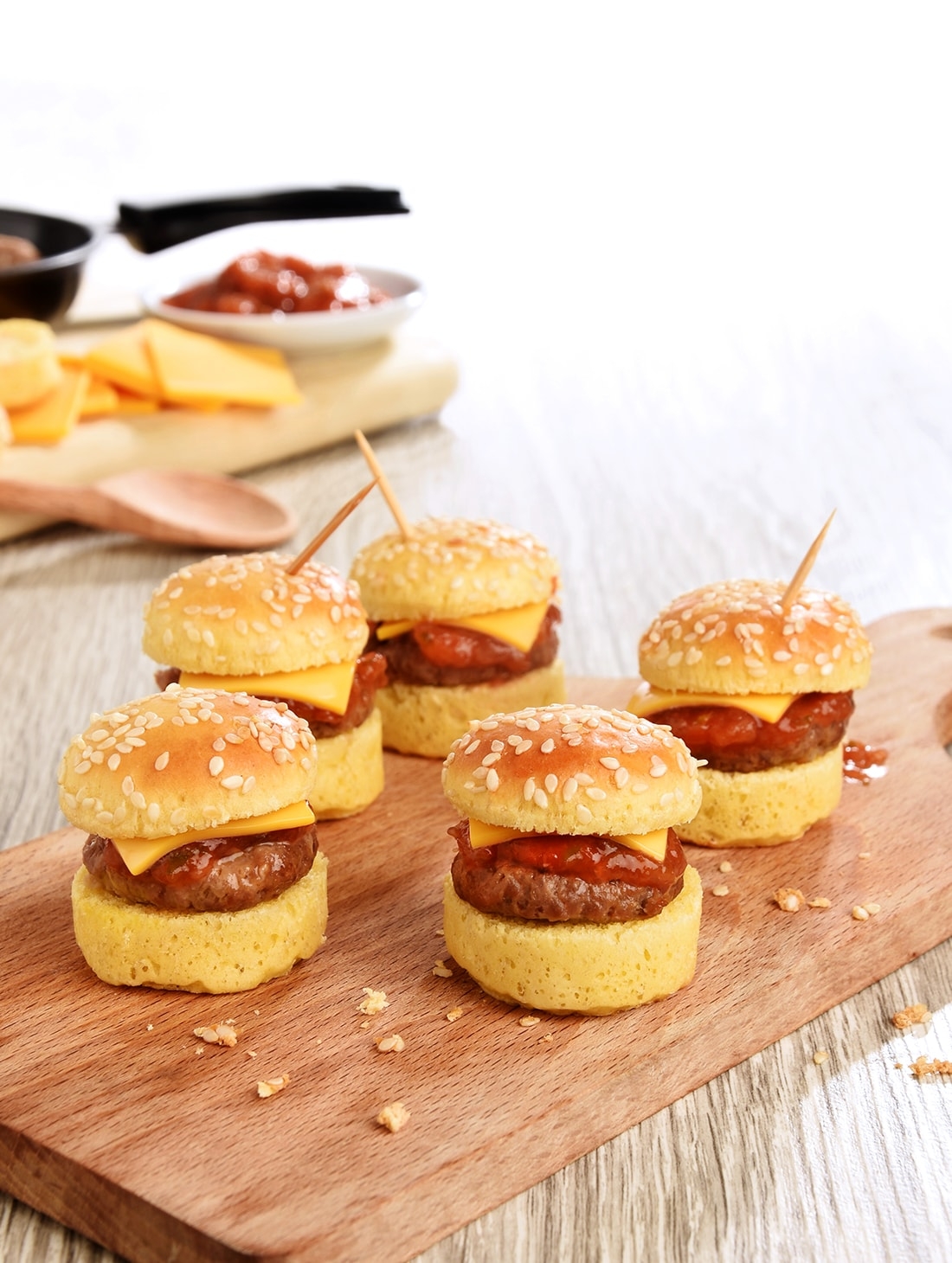 20 Mini Cheese Burgers, livrés par Burgard pour l'apéritif